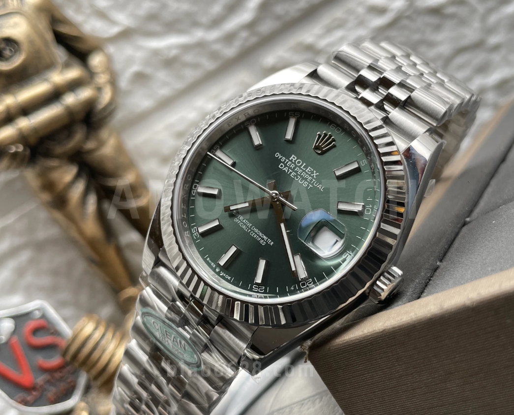 롤렉스 데이저스트 민트 그린 다이얼 바인덱스 쥬빌레 41mm 126334