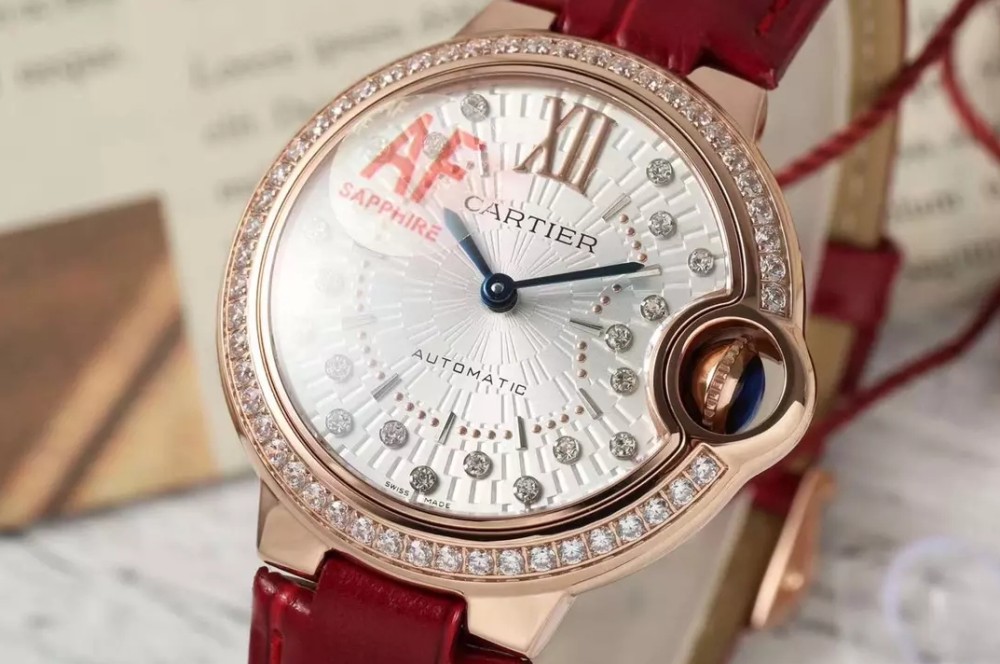 AF공장 까르띠에 블루 벌룬 다이아 다이얼 베젤 로즈골드 레드 레더 스트랩 33mm