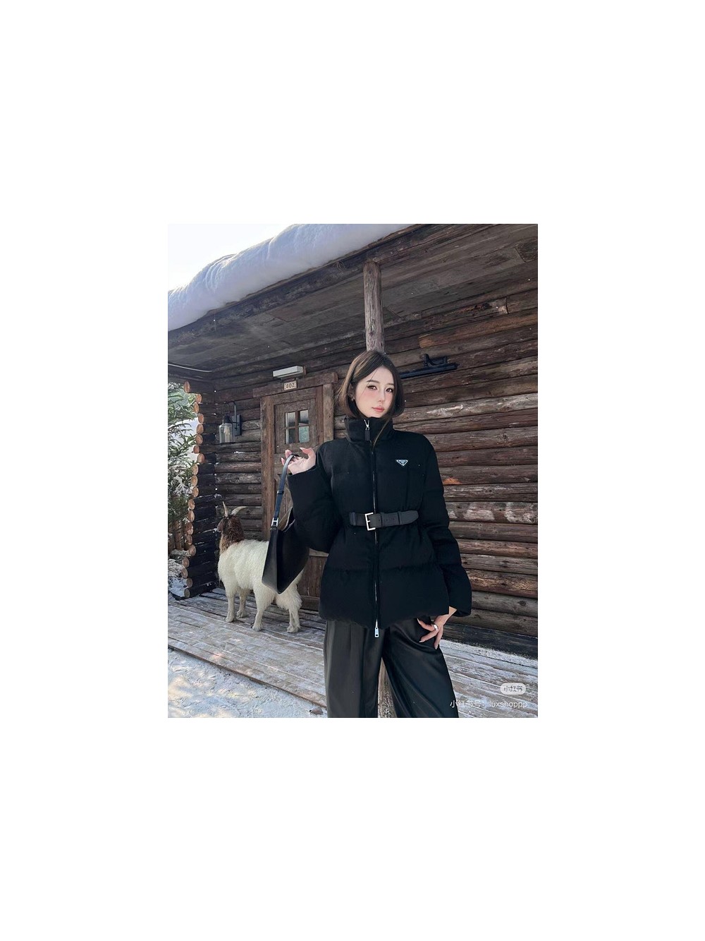 프라다 프란넬 다운 자켓