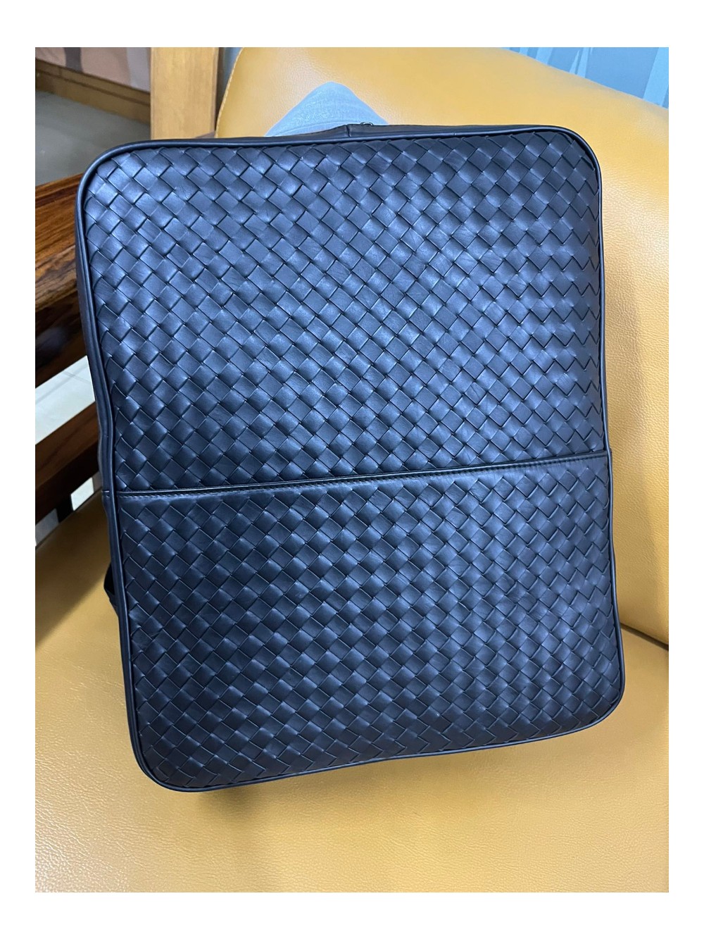 보테가베네타 인트레치아토 백팩