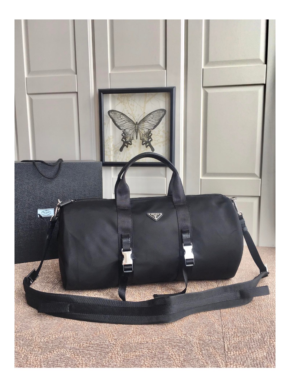 프라다 나일론 사피아노 가죽 더플백