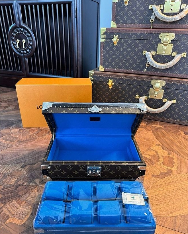 루이비통 코프레8 시계 케이스 8구