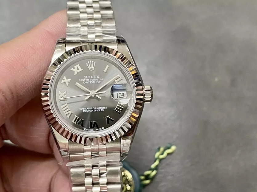 GS공장 롤렉스 레이디 데이저스트 그레이 로만 다이얼 실버 28mm 279173