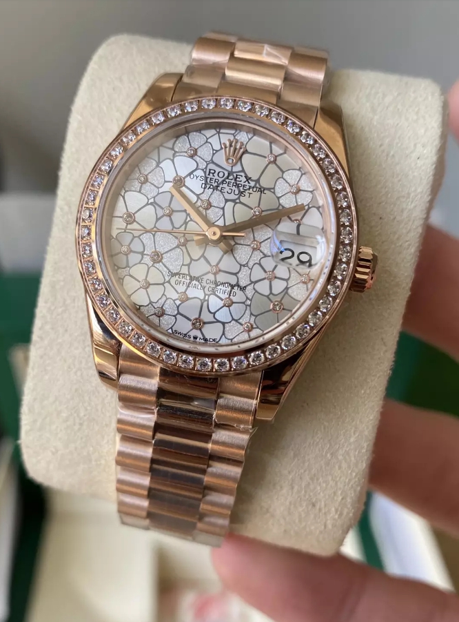 A+공장 롤렉스 여성용 데이저스트 플로럴 다이얼 다이아베젤 31mm 278285