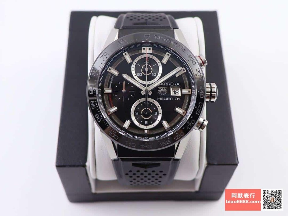 XF공장 태그호이어 까레라 크로노그래프