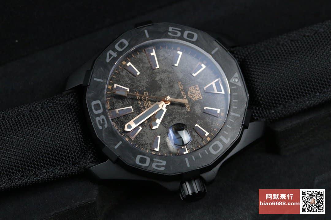 태그호이어 아쿠아레이서 칼리버5 카본 750개 한정판 블랙 나일론 스트랩 41mm WBD218A.FC6445