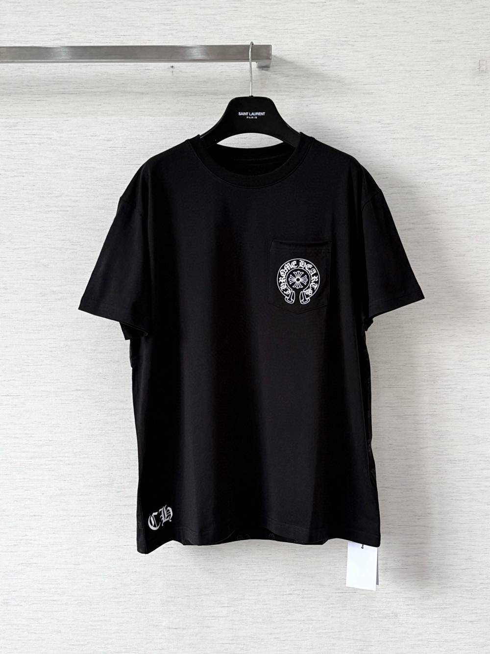 크롬하츠 홀스슈 로고 백 풀 프린팅 티셔츠 블랙