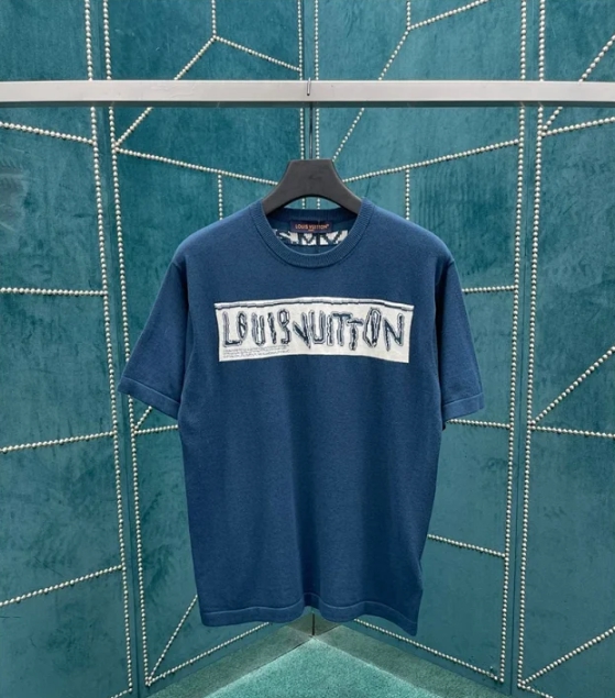 루이비통 이니셜 시그니처 코튼 크루넥