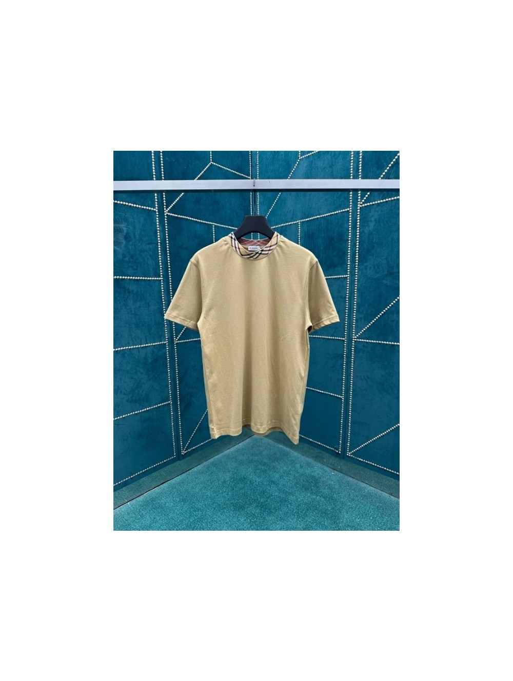 버버리 체크 트리밍 코튼 티셔츠 베이지